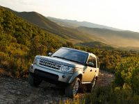 Land Rover Discovery (2010) - picture 34 of 38