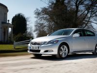 Lexus GS 450h (2010) - picture 14 of 16