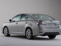 Lexus HS 250h (2010) - picture 2 of 16