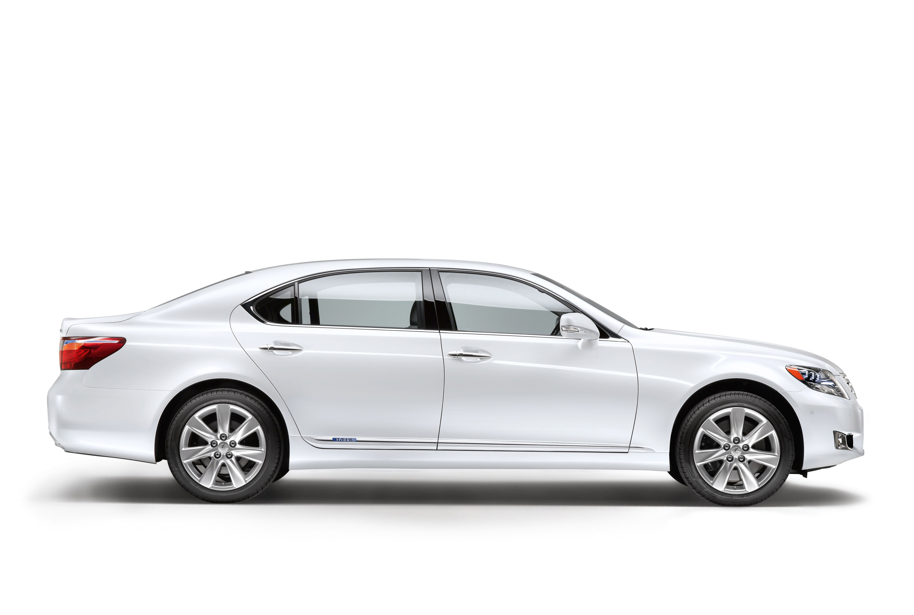 Lexus LS 600h