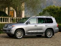 Lexus LX 570 (2010) - picture 2 of 63
