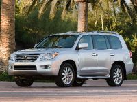 Lexus LX 570 (2010) - picture 11 of 63
