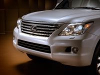 Lexus LX 570 (2010)