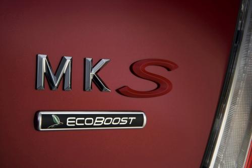 Lincoln MKS with EcoBoost (2010) - picture 9 of 15