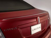 Lincoln MKS with EcoBoost (2010) - picture 7 of 15