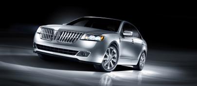Lincoln MKZ (2010) - picture 4 of 18