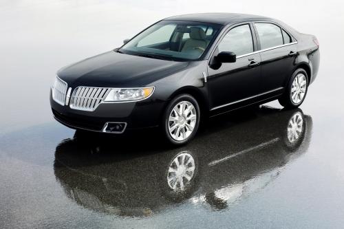 Lincoln MKZ (2010) - picture 9 of 18