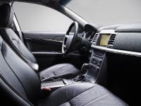 Lincoln MKZ (2010) - picture 14 of 18