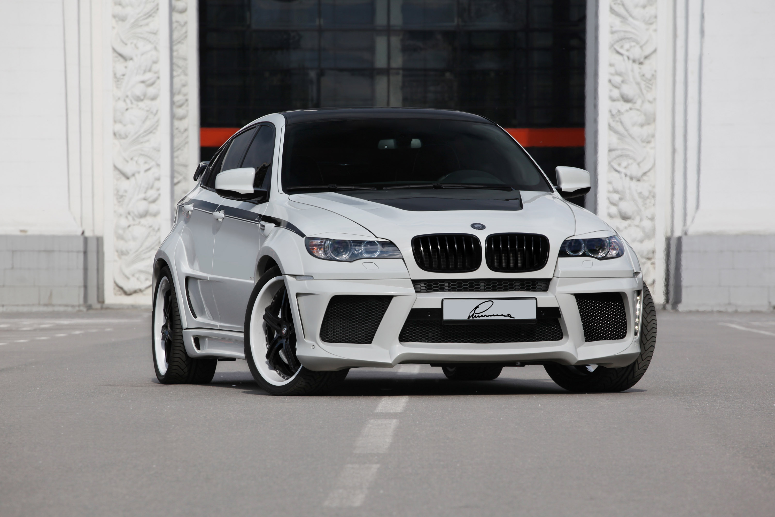 LUMMA BMW CLR X 650 M