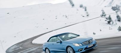 Mercedes-Benz E-Class Cabriolet (2010) - picture 28 of 52