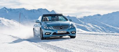 Mercedes-Benz E-Class Cabriolet (2010) - picture 31 of 52