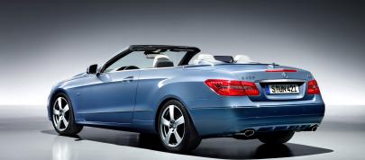 Mercedes-Benz E-Class Cabriolet (2010) - picture 44 of 52