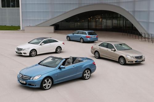 Mercedes-Benz E-Class Cabriolet (2010) - picture 1 of 52