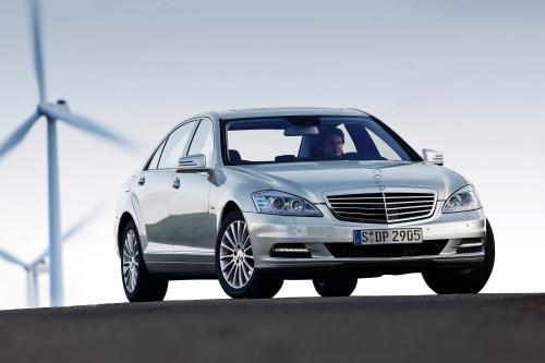 Mercedes-Benz S250 CDI BlueEFFICIENCY (2010) - picture 1 of 6