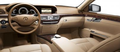 Mercedes-Benz S350 BlueTEC (2010) - picture 7 of 7