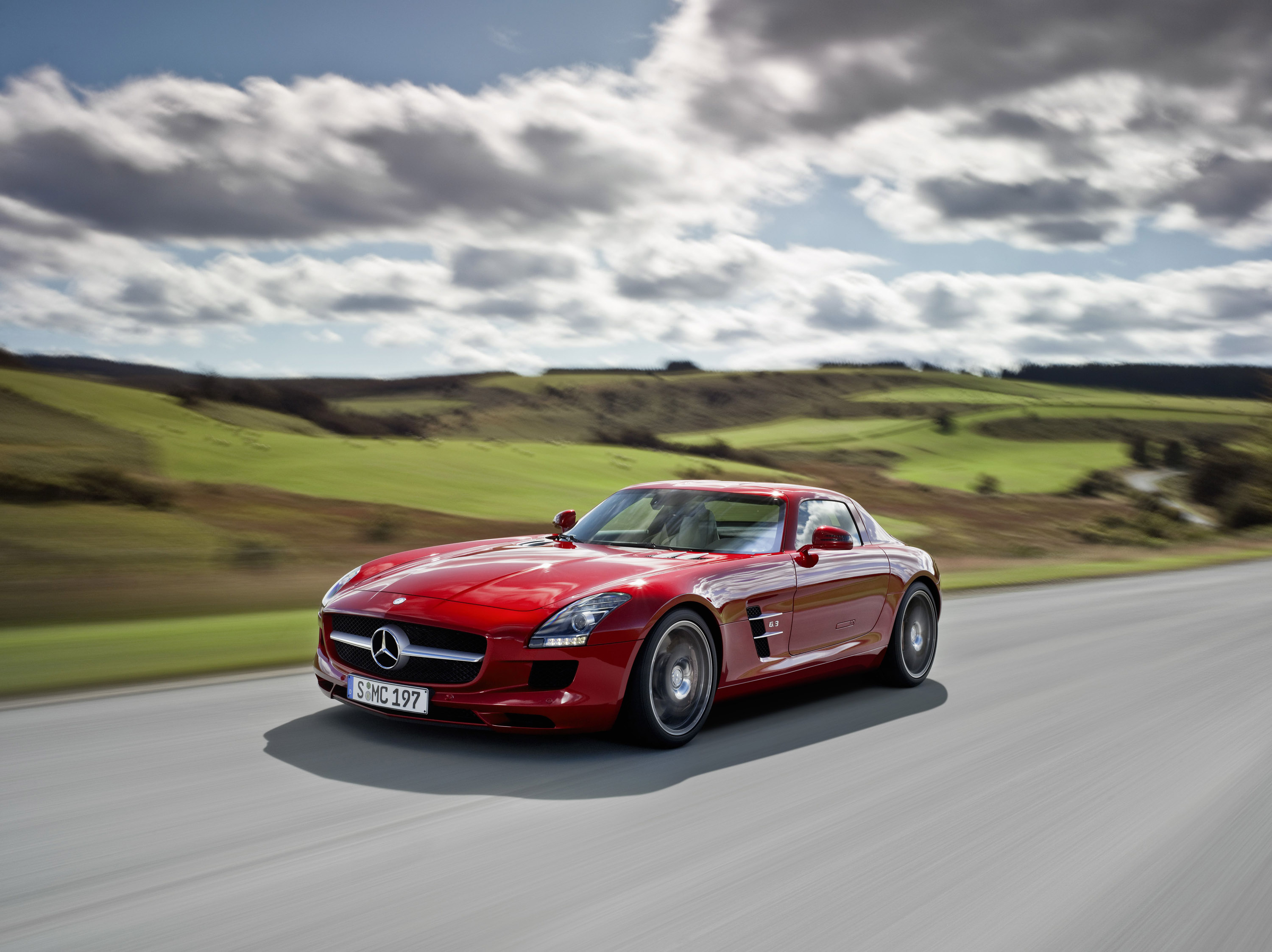 Mercedes-Benz SLS AMG