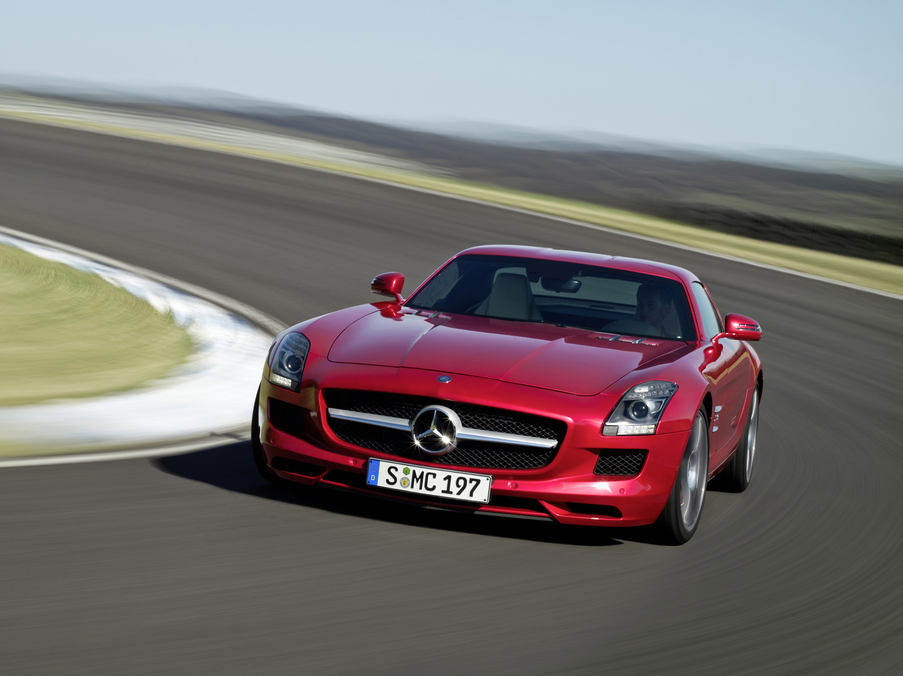 Mercedes-Benz SLS AMG