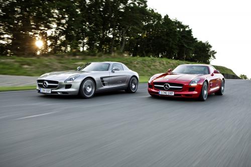 Mercedes-Benz SLS AMG (2010) - picture 17 of 36