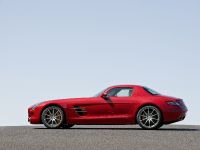 Mercedes-Benz SLS AMG (2010) - picture 6 of 36