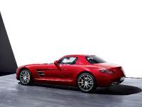 Mercedes-Benz SLS AMG (2010) - picture 2 of 36