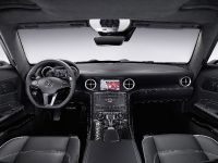 Mercedes-Benz SLS AMG (2010) - picture 30 of 36