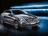 MercedesSport E-Class (2010) - picture 1 of 5