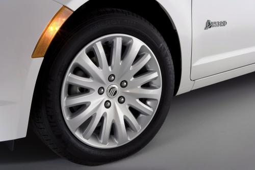 Mercury Milan (2010) - picture 8 of 22