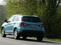 Mitsubishi ASX (2010) - picture 2 of 3