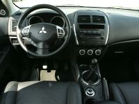 Mitsubishi ASX (2010) - picture 3 of 3