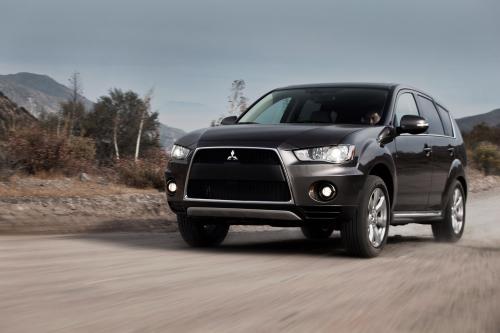 Mitsubishi Outlander GT (2010) - picture 1 of 32