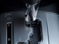 Mitsubishi Outlander SE (2010) - picture 22 of 23