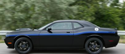 Mopar Challenger (2010) - picture 4 of 16