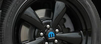 Mopar Challenger (2010) - picture 12 of 16