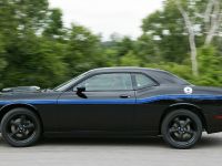 Mopar Challenger (2010) - picture 8 of 16