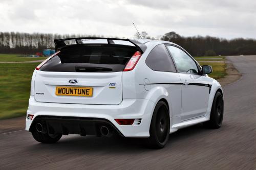 Mountune Ford Focus RS (2010) - picture 1 of 3