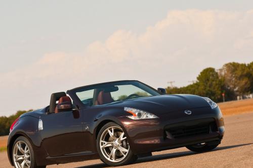 Nissan 370Z Roadster (2010) - picture 1 of 20