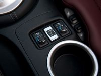 Nissan 370Z Roadster (2010) - picture 10 of 20