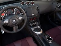 Nissan 370Z Roadster (2010) - picture 11 of 20