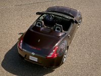 Nissan 370Z Roadster (2010) - picture 3 of 20