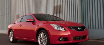 Nissan Altima Coupe (2010) - picture 7 of 23