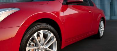 Nissan Altima Coupe (2010) - picture 12 of 23