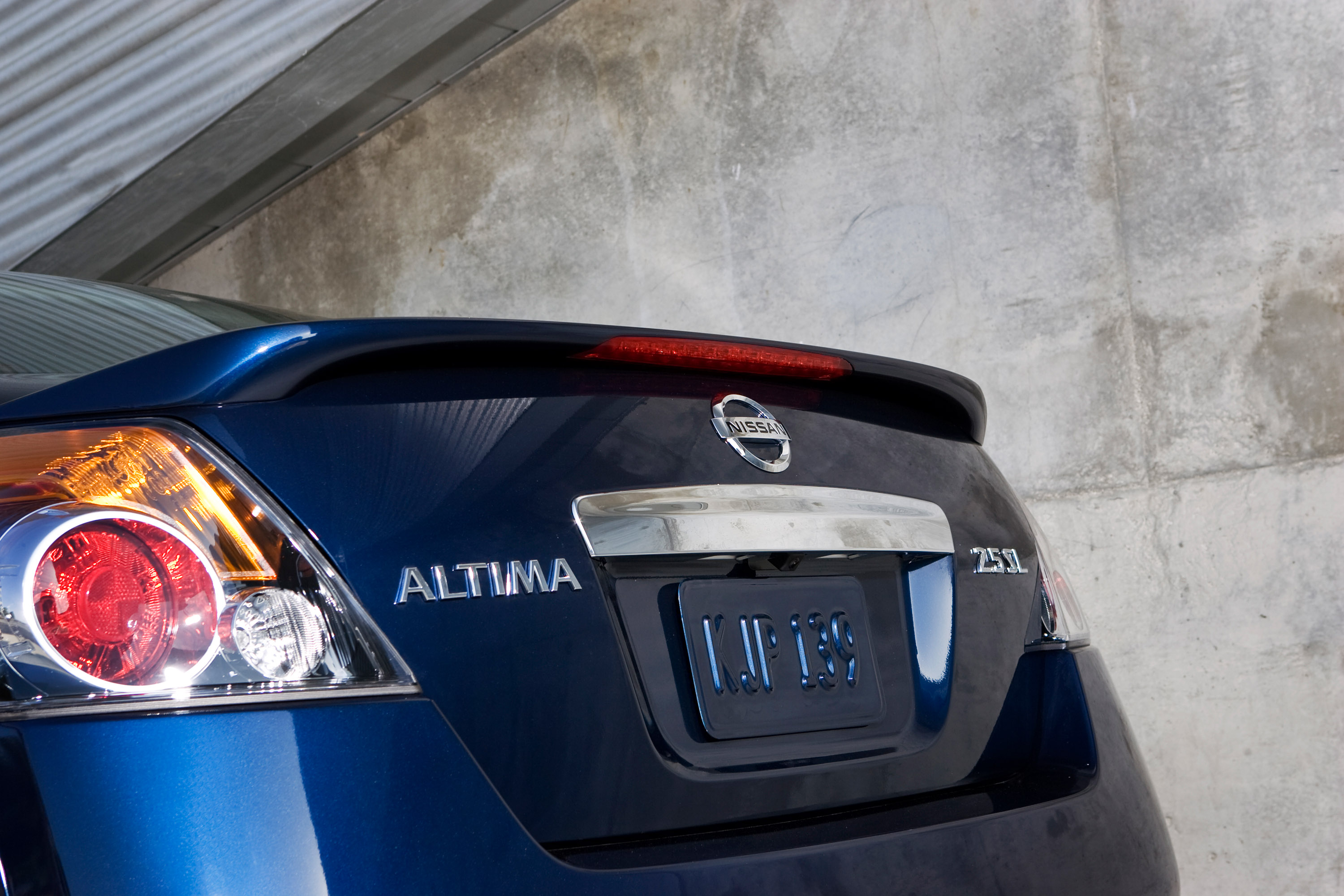 Nissan Altima Sedan