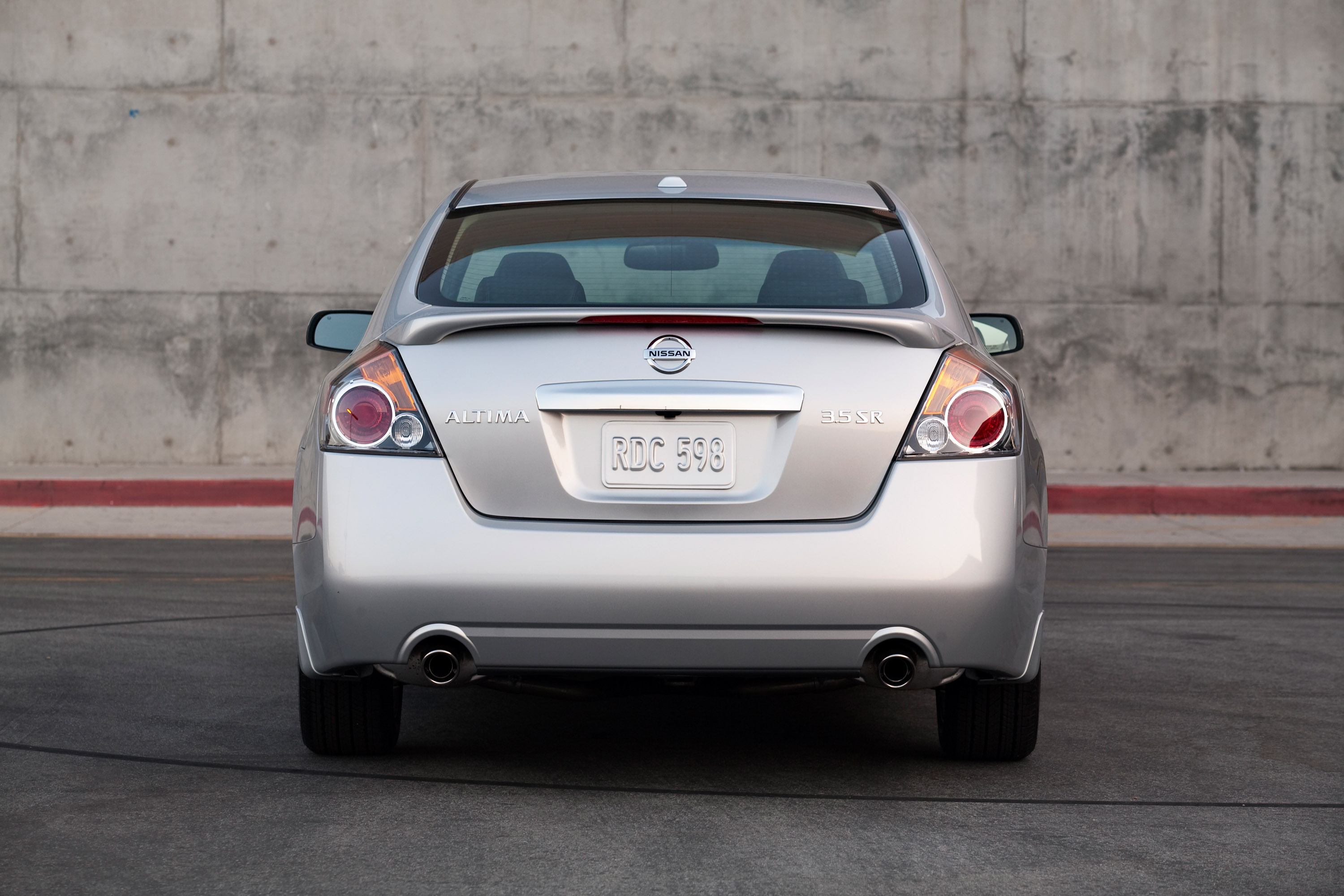 Nissan Altima Sedan