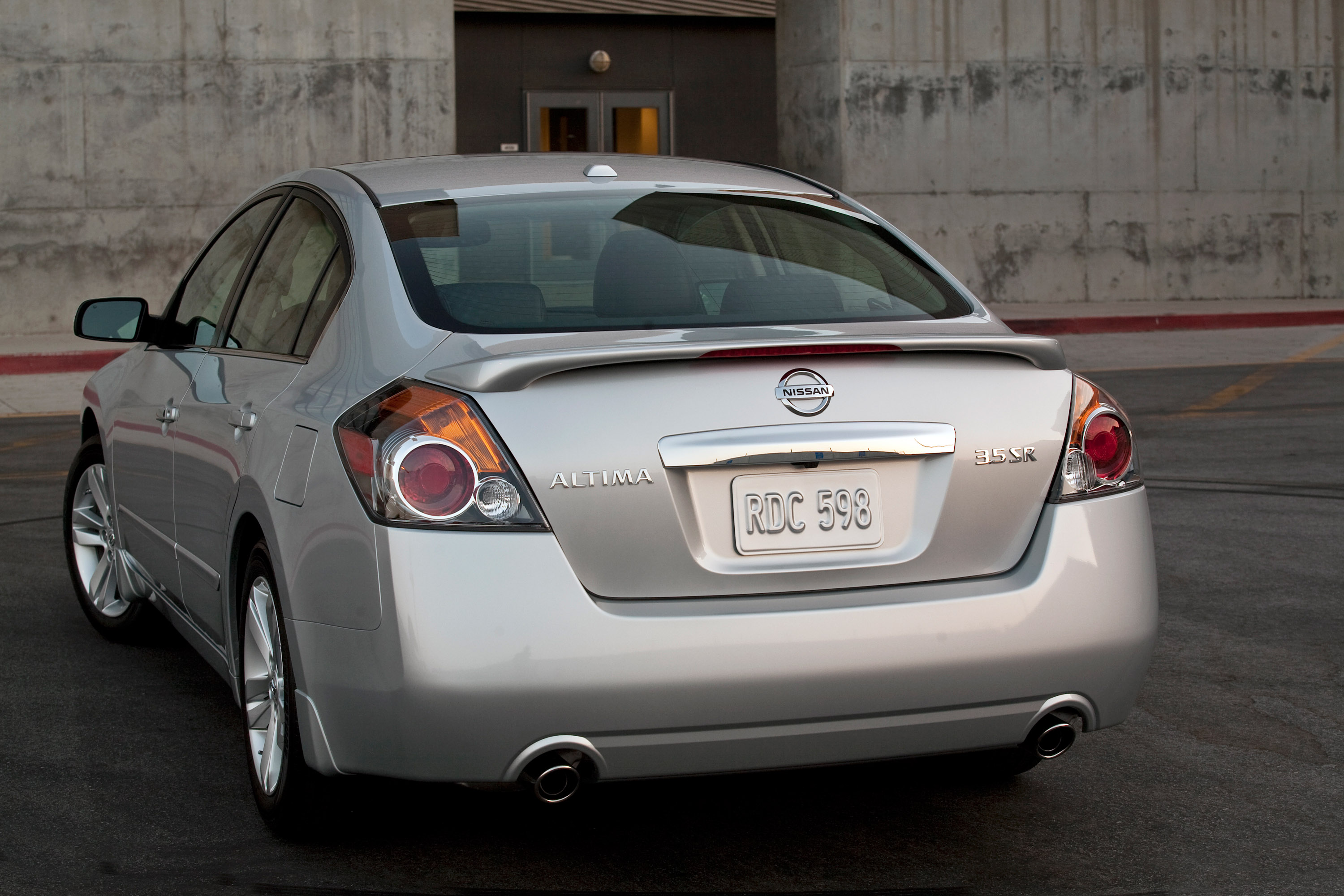 Nissan Altima Sedan