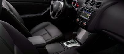 Nissan Altima Sedan (2010) - picture 39 of 50