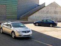 Nissan Altima Sedan (2010)