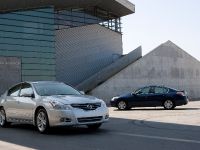 Nissan Altima Sedan (2010)