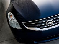Nissan Altima Sedan (2010) - picture 11 of 50