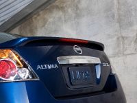 Nissan Altima Sedan (2010) - picture 13 of 50