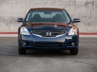 Nissan Altima Sedan (2010) - picture 26 of 50
